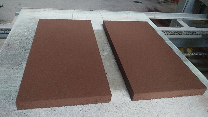 PC仿石磚機(jī)運用