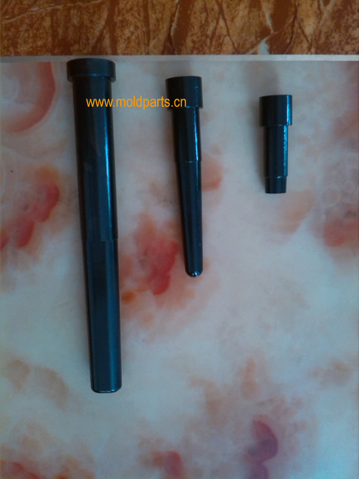 東莞大翔模具配件有限公司專業生產壓鑄模型芯，壓鑄模型芯的材質、熱處理、硬度、標準、型號等詳情說明和介紹，您可以通過本頁面下單留言或者發送詢/報價