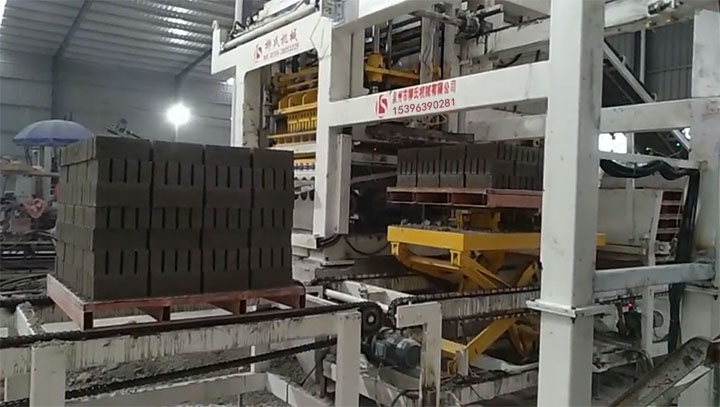 制團機—免托板磚機